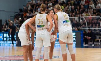Kate Vilka un Laura Meldere